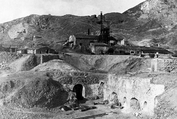 Immagine di Forni Gill della miniera Tallarita di Caltanissetta