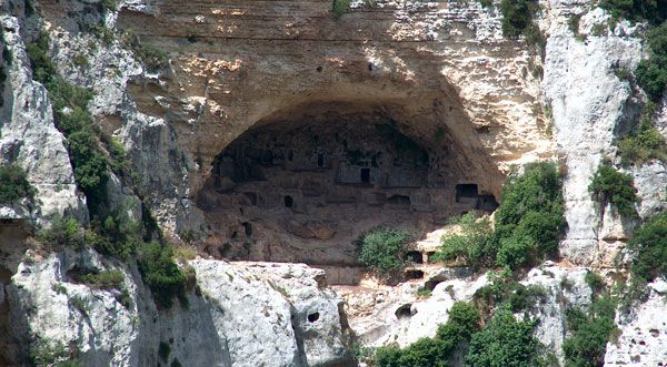 La grotta dei Briganti - Cavagrande del Cassibile (SR)
