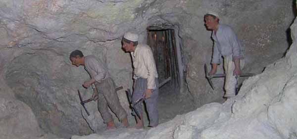 Immagine di un plastico del museo della zolfara di Montedoro