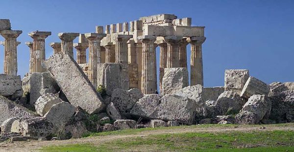Tempio di Selinunte, testimonianza archeologica della colonizzazione greca in territorio sicano