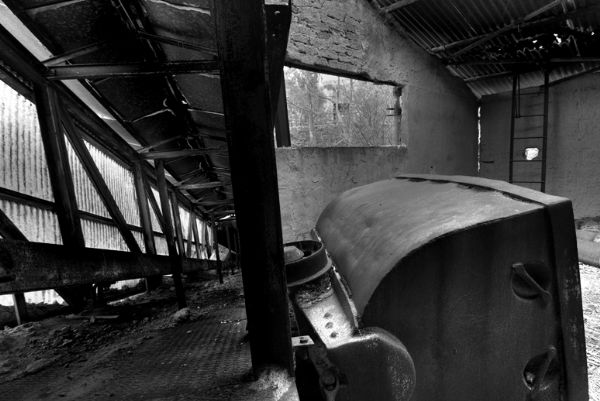 Carrello abbandonato della miniera Trabonella di Caltanissetta